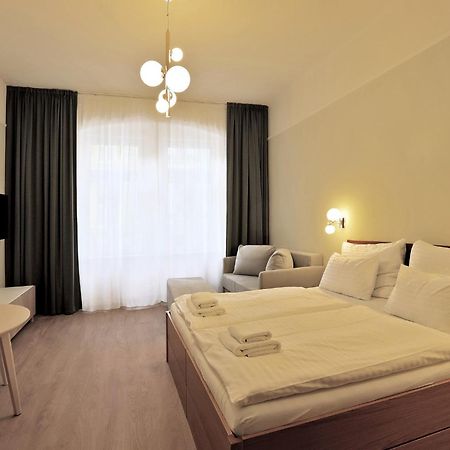 קרלובי וארי Hotel Kavalir מראה חיצוני תמונה